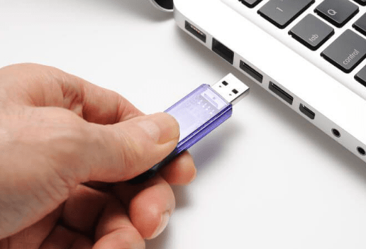 how to find usb drive on mac